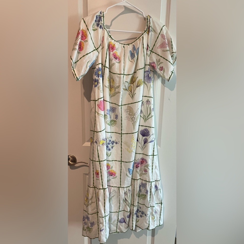 Crown & Ivy white floral grid Small, Pockets - Picture 2 of 16